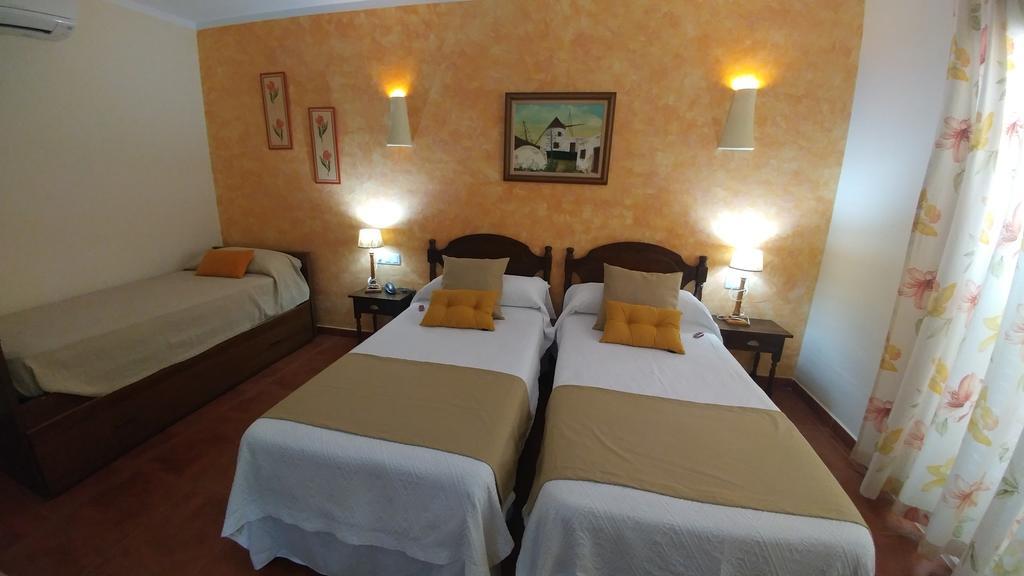 אגווה אמרגה Hotel Las Calas מראה חיצוני תמונה